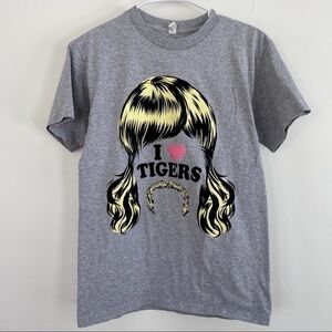 Tiger King/ Joe Exotic Gray Graphic Tee T-Shirt